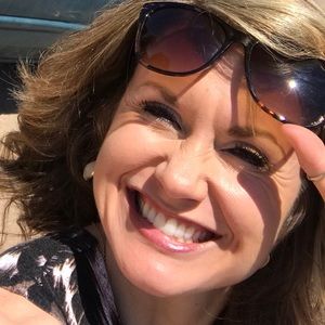 Meet your Posher, Manessa